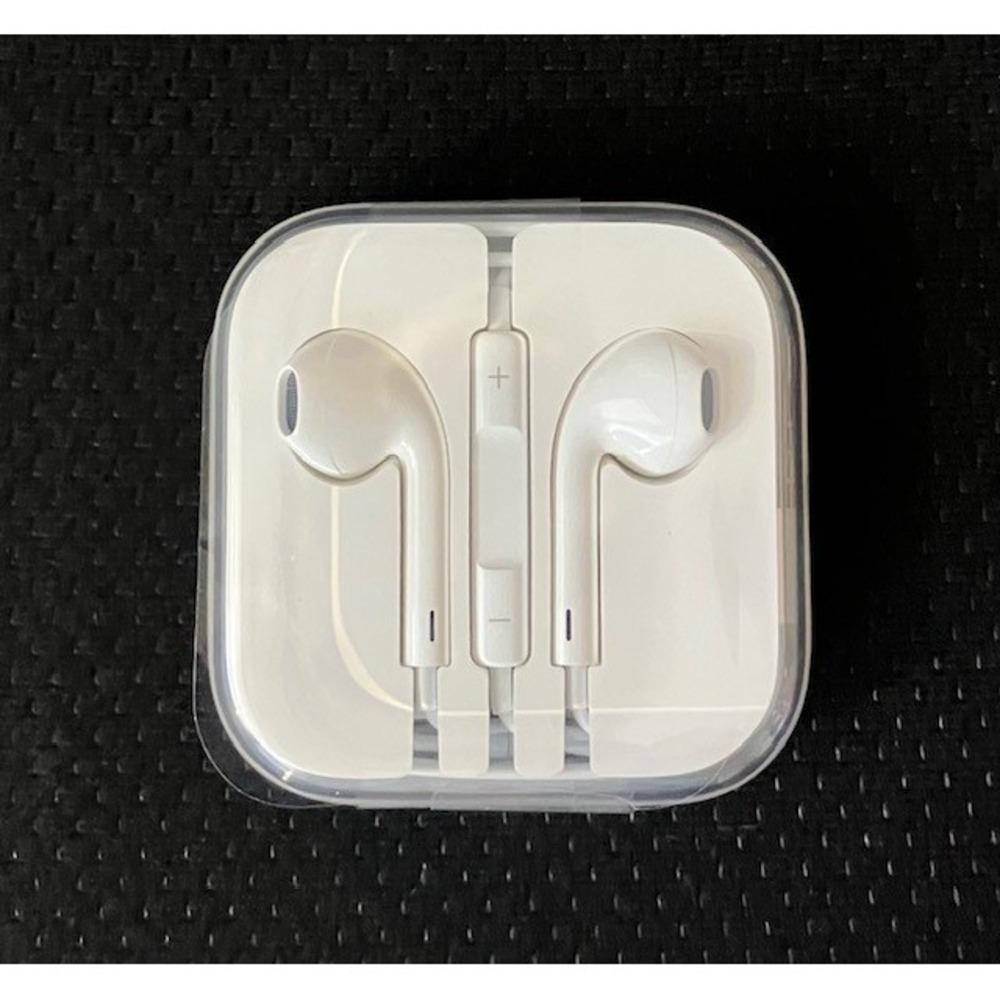 NEW Apple iPhone 6s Original Earphones Earbuds Headphones Wired 3.5mm